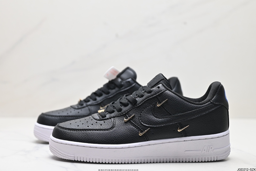 Nike Air Force 1 Shoes